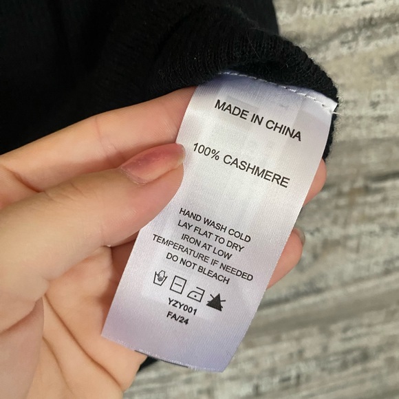 Quince Cashmere Tank - Picture 4 of 5